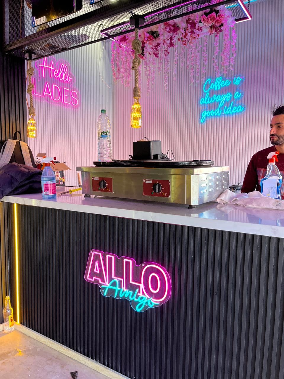 Allo Amigo Café